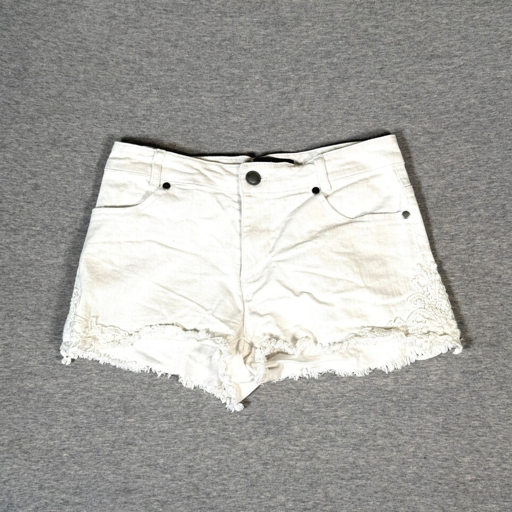 Ambiance Apparel White Denim Shorts Crochet Lace Trim Frayed Hem Womens Small
